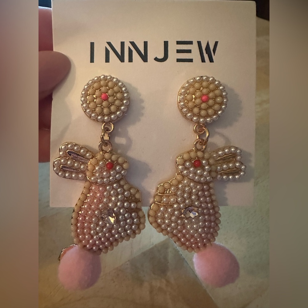 Pearl Bunny Earrings 🐰